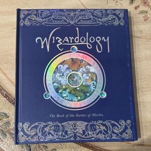 Wizardology: The Book of the Secrets of Merlin (Ologies) by Master Merlin, Duga